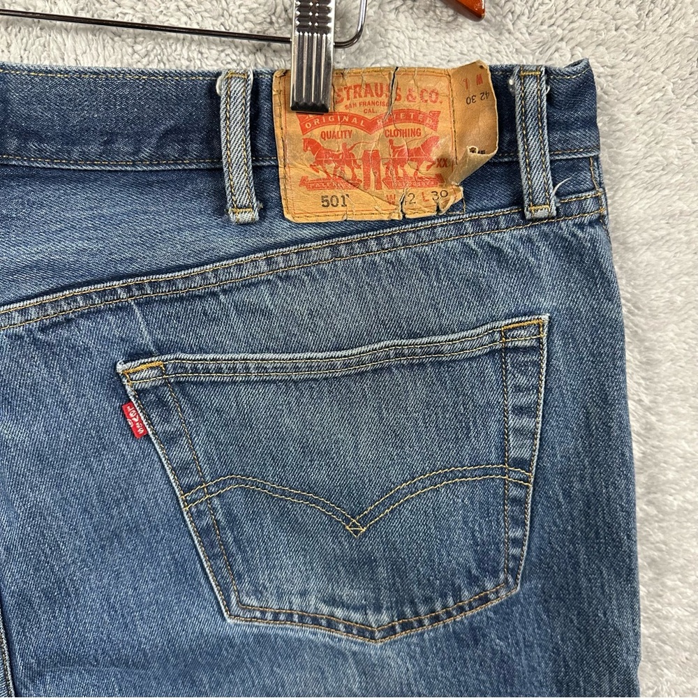 Levi’s 501 Button Fly Jeans Size 42x30 Distressed Read Description - Picture 4 of 14